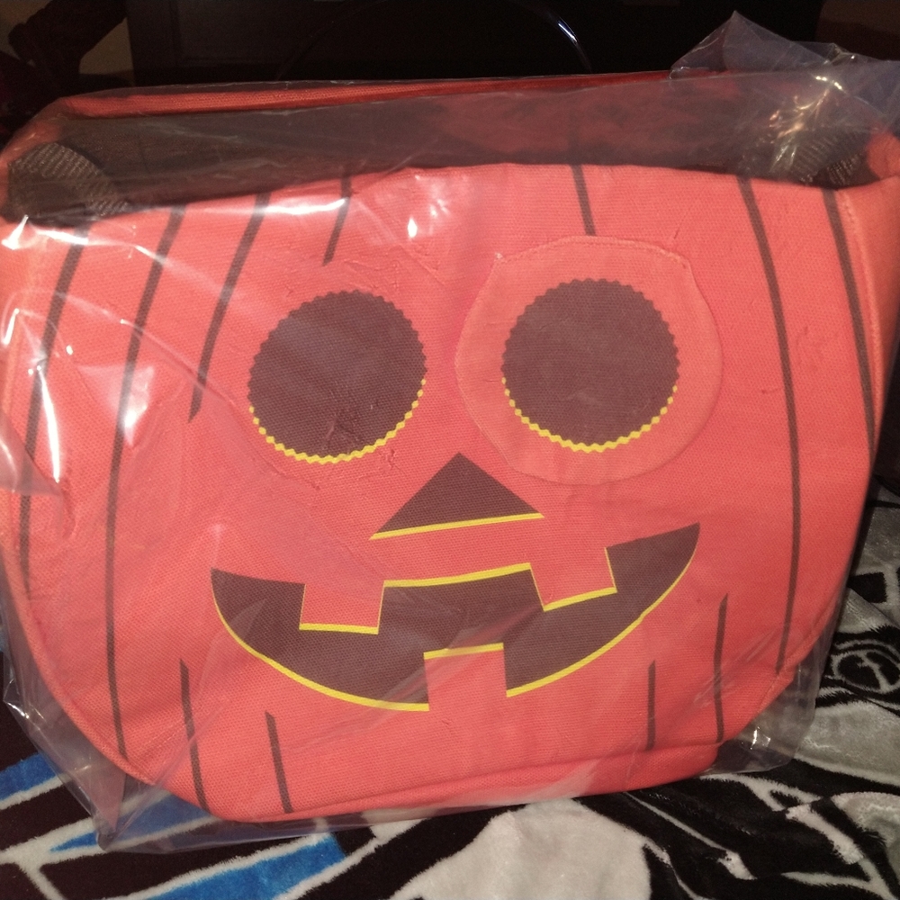 Reese's Hide Your Candy Bag